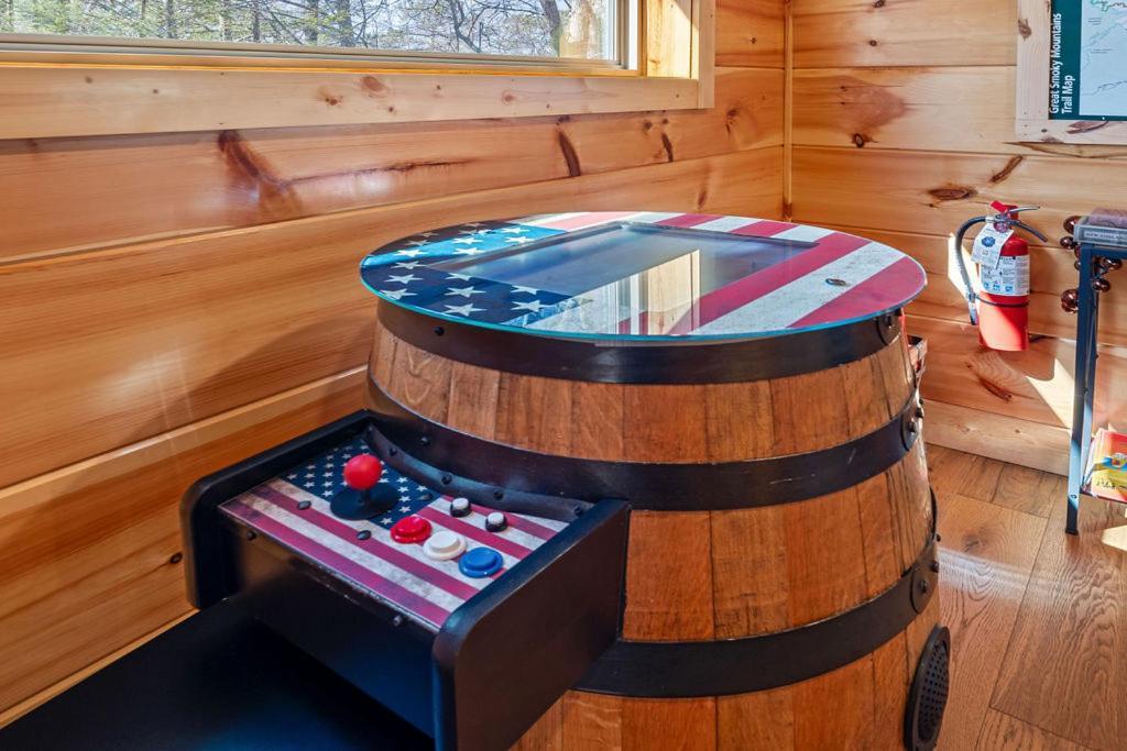 Bobcat Den By Eden Crest Chalet Gatlinburg